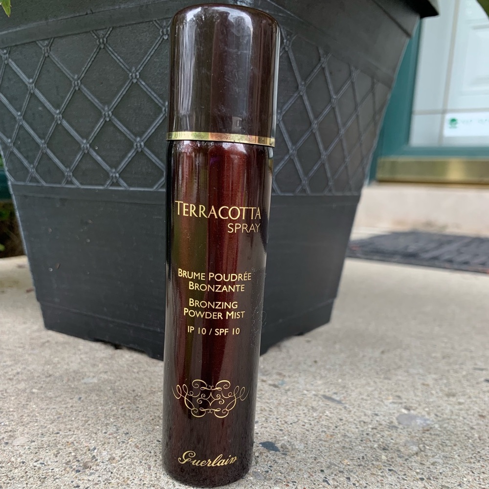 Terracotta Bronzing Spray 01